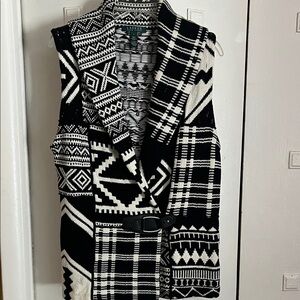 Ralph Lauren Southwest Black and White Knit Pattern